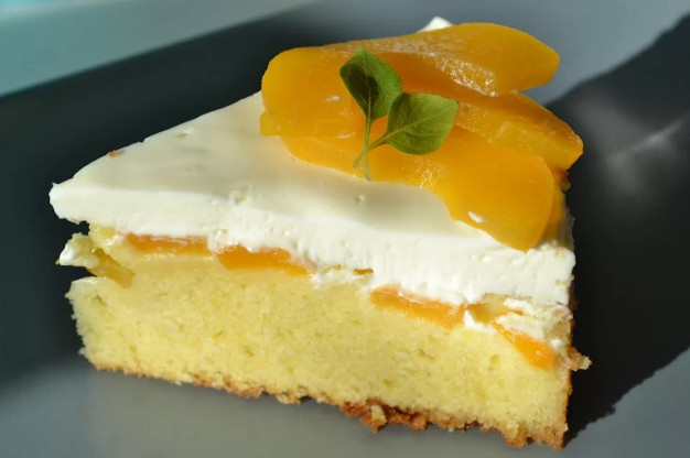 Персиковый пирог со сметаной. Рецепт с фото